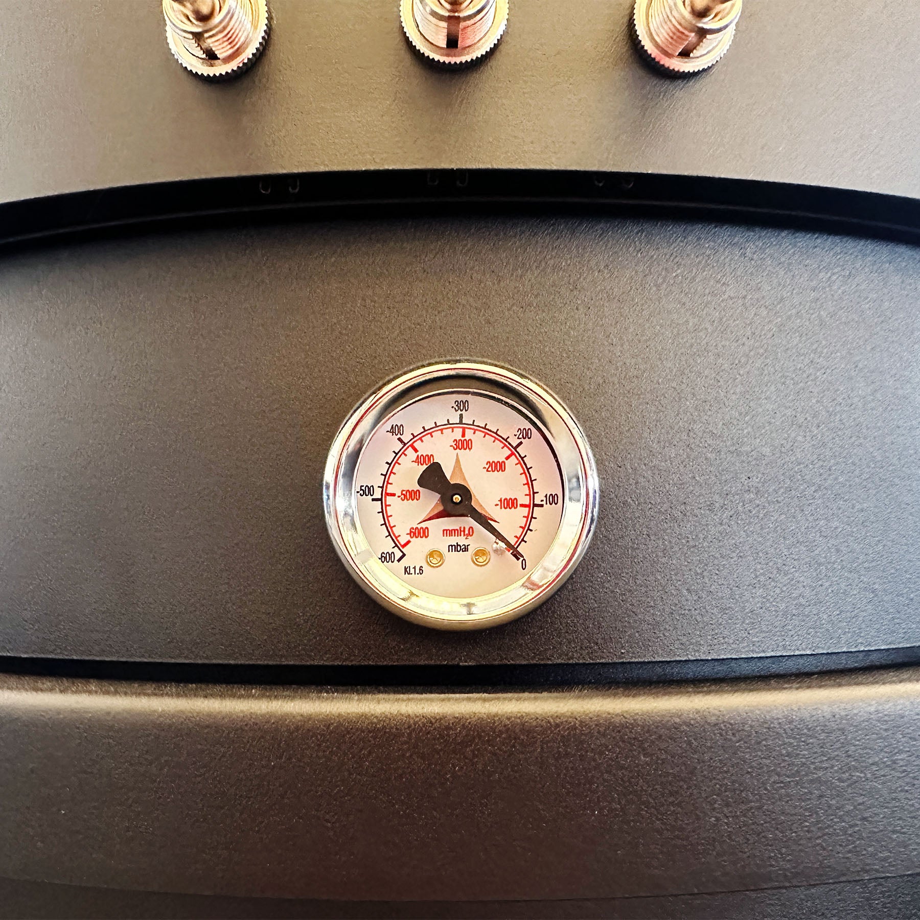 Pro-Level CNC Cleaning with the M100 Industrial Vacuum