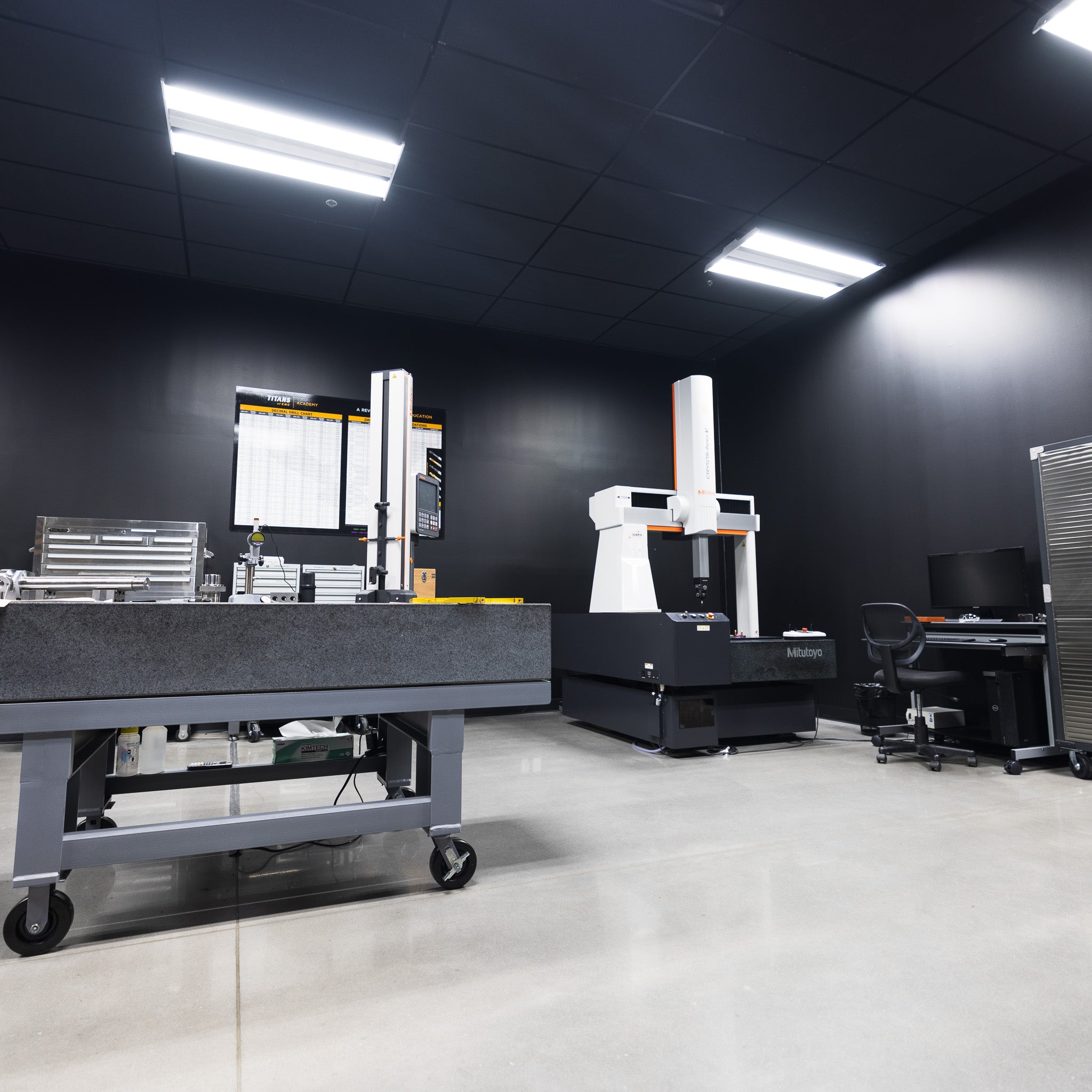 STATION 23: INSPECTION DEMO on MITUTOYO INSPECTION TOOLS