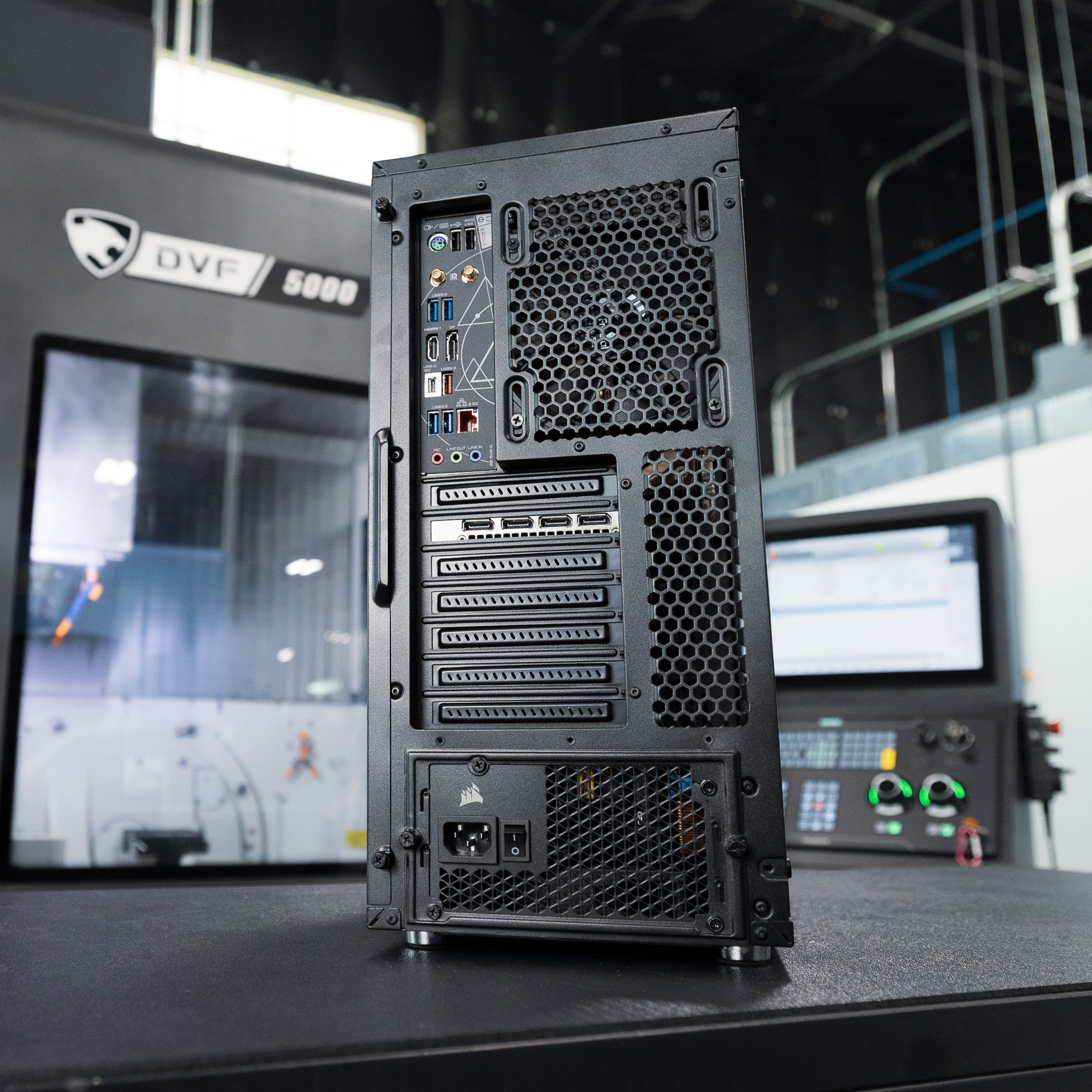 TITAN X-1 PRO ULTIMATE Desktop Workstation