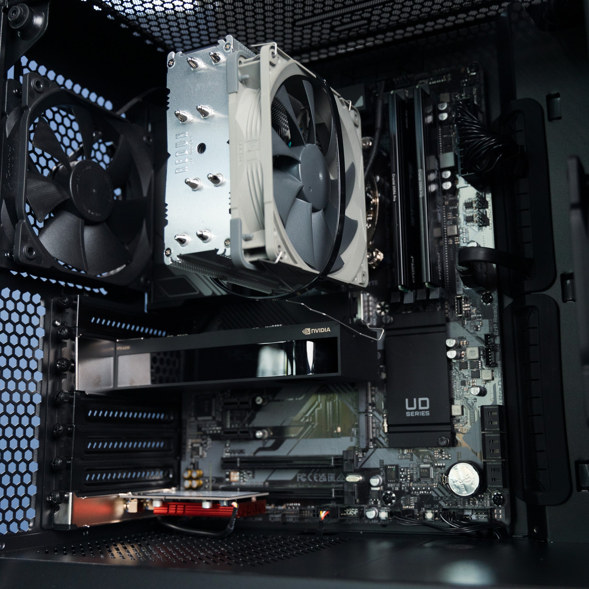 TITAN X-1 PRO Desktop Workstation